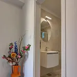 Volta *